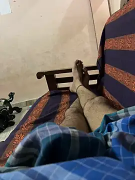 Snapshot of Indiancockmilk chatting on December 2024 03:59:01 PM Indiancockmilk online show from December 2024 03:59:01 PM