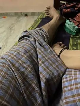 Snapshot of Indiancockmilk chatting on February 2025 07:23:02 PM Indiancockmilk online show from February 2025 07:23:02 PM