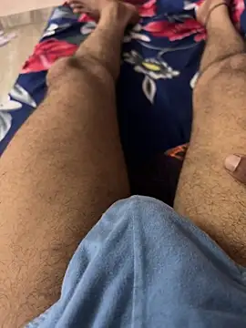 Snapshot of Indiancockmilk chatting on March 2025 06:21:01 AM Indiancockmilk online show from March 2025 06:21:01 AM