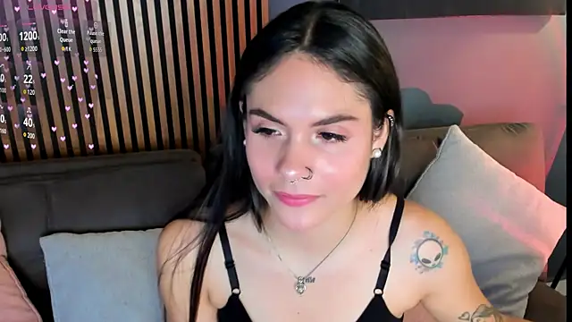 Snapshot of Gaby_Ferrer chatting on October 2025 02:03:02 PM Gaby Ferrer online show from October 2025 02:03:02 PM