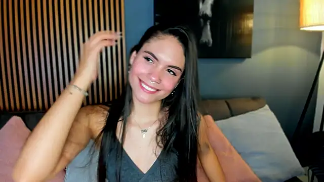 Snapshot of Gaby_Ferrer chatting on October 2025 02:37:01 PM Gaby Ferrer online show from October 2025 02:37:01 PM