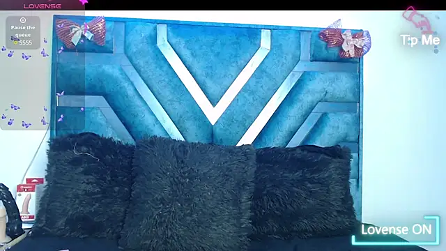 Roxan Fox- online show from January 2025 06:01:01 AM