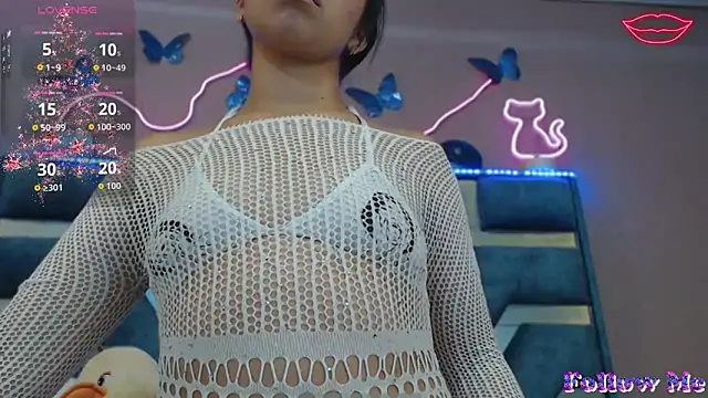 Snapshot of Roxan_Fox- chatting on January 2026 02:26:01 AM Roxan Fox- online show from January 2026 02:26:01 AM