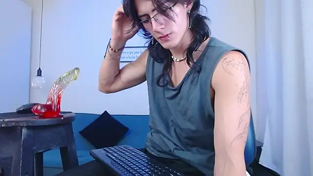 Snapshot of andreey50 chatting on January 2025 11:34:02 PM andreey50 online show from January 2025 11:34:02 PM