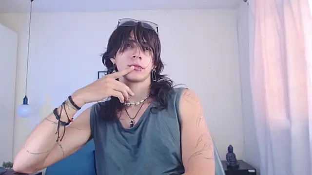 Snapshot of andreey50 chatting on February 2025 08:14:02 PM andreey50 online show from February 2025 08:14:02 PM