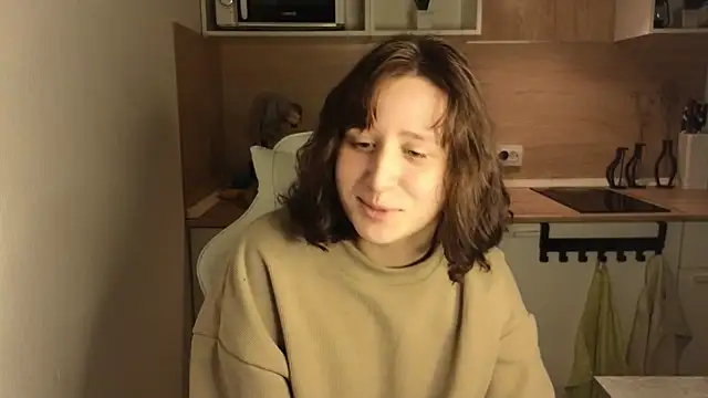 whatamarrie online show from December 2024 07:09:02 PM