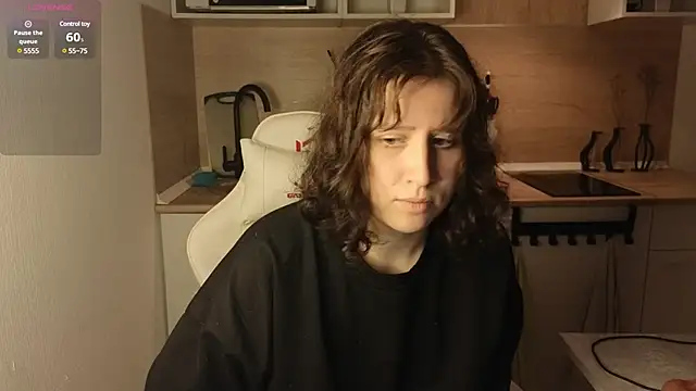 whatamarrie online show from December 2024 06:43:02 PM