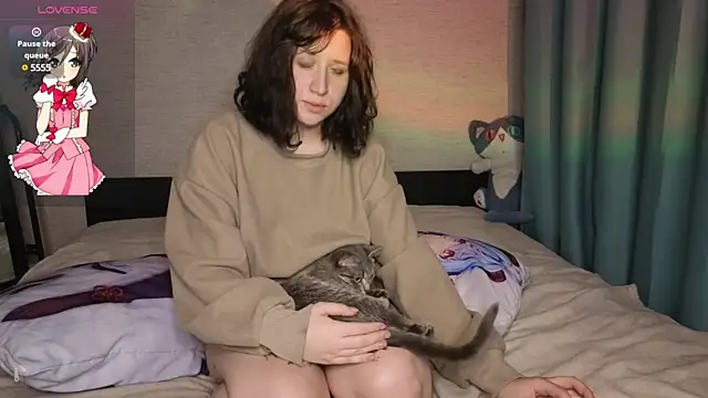 whatamarrie online show from February 2025 10:33:01 PM