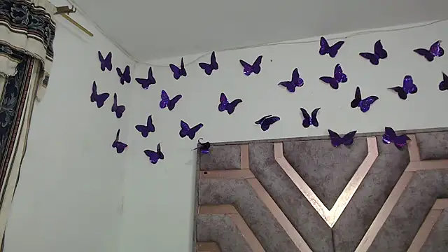 Snapshot of Anny_Fox- chatting on November 2025 03:41:01 AM Anny Fox- online show from November 2025 03:41:01 AM