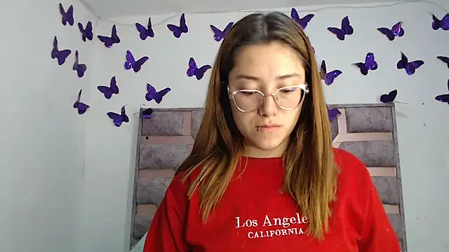 Snapshot of Anny_Fox- chatting on December 2025 03:14:02 AM Anny Fox- online show from December 2025 03:14:02 AM