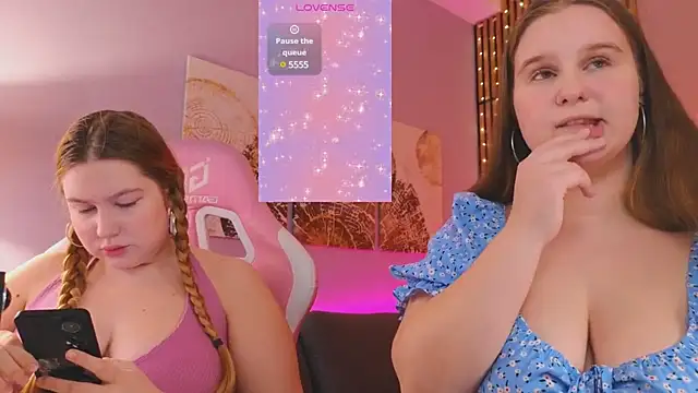 Ellie Wellie online show from February 2025 02:43:02 PM