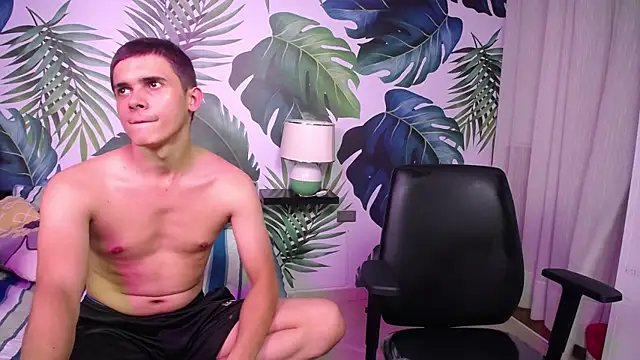 Snapshot of Gurvinder_1 chatting on January 2025 01:30:01 AM Gurvinder 1 online show from January 2025 01:30:01 AM