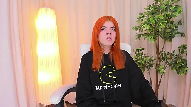 Maddy bennet online show from February 2025 04:12:02 AM