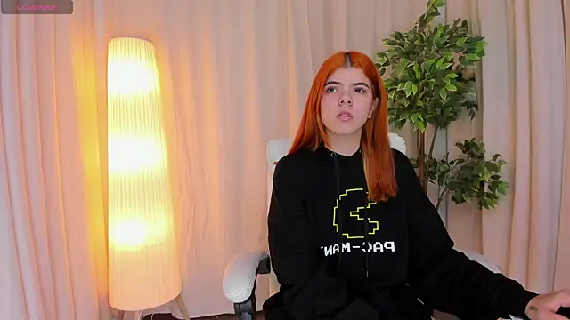 Maddy bennet online show from February 2025 04:25:01 AM