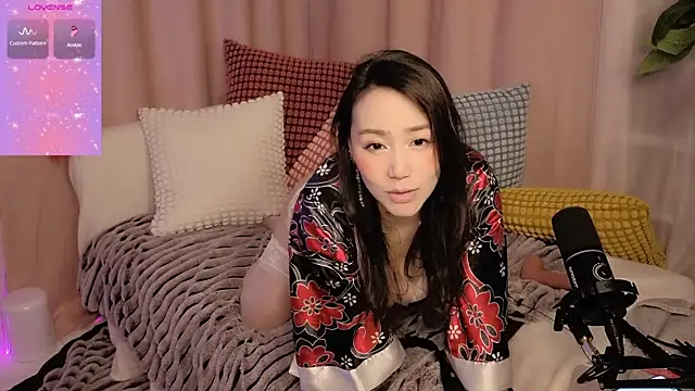 Snapshot of baobaomiqi_linger chatting on February 2025 05:08:01 AM baobaomiqi linger online show from February 2025 05:08:01 AM