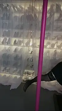 Snapshot of baobaomiqi_linger chatting on September 2025 05:13:01 PM baobaomiqi linger online show from September 2025 05:13:01 PM