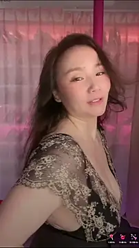 Snapshot of baobaomiqi_linger chatting on September 2025 05:02:01 PM baobaomiqi linger online show from September 2025 05:02:01 PM