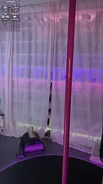 Snapshot of baobaomiqi_linger chatting on September 2025 04:34:02 PM baobaomiqi linger online show from September 2025 04:34:02 PM