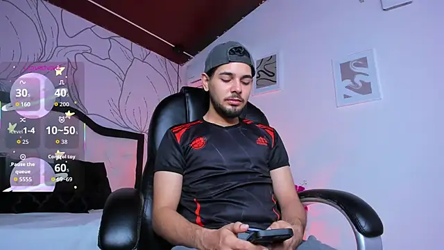 Samir bear online show from December 2025 12:36:01 PM