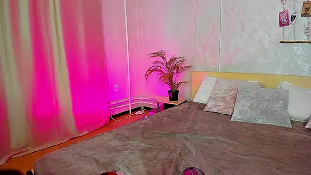 Cheryl  Brown online show from February 2025 04:43:01 AM