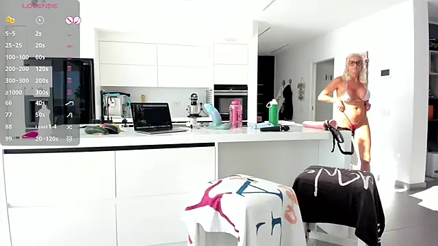 Snapshot of gaiaontop chatting on November 2025 02:42:02 PM gaiaontop online show from November 2025 02:42:02 PM