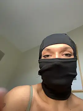 Nikki Hoee online show from December 2025 09:09:02 PM