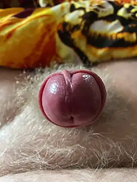 Snapshot of makedaddyhappy6 chatting on February 2025 12:57:02 PM makedaddyhappy6 online show from February 2025 12:57:02 PM