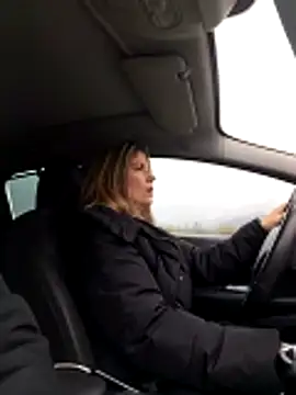 sansan2411 online show from February 2026 01:18:01 PM