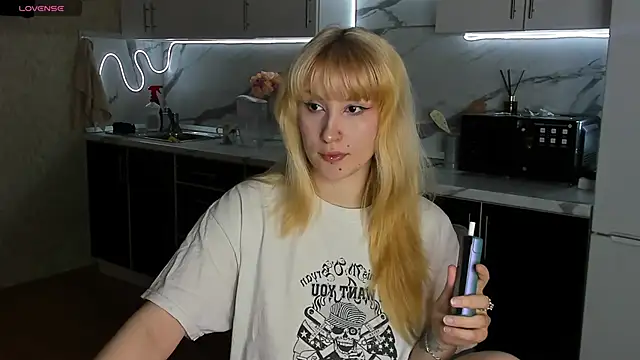 Sweet white chocolate online show from March 2026 10:27:02 AM