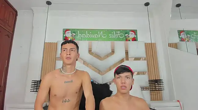 Snapshot of Angel_xxx chatting on December 2024 10:59:02 PM Angel xxx online show from December 2024 10:59:02 PM