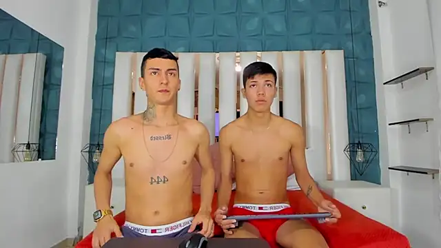 Snapshot of Angel_xxx chatting on January 2025 12:35:01 PM Angel xxx online show from January 2025 12:35:01 PM