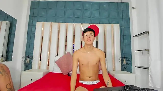 Snapshot of Angel_xxx chatting on February 2025 01:22:01 PM Angel xxx online show from February 2025 01:22:01 PM