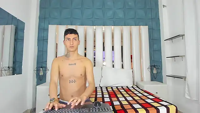 Snapshot of Angel_xxx chatting on February 2025 03:02:01 AM Angel xxx online show from February 2025 03:02:01 AM