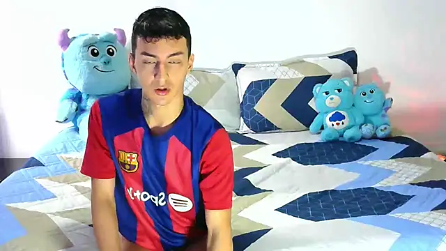 Snapshot of Angel_xxx chatting on February 2025 02:33:01 PM Angel xxx online show from February 2025 02:33:01 PM