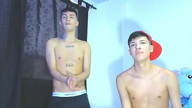 Snapshot of Angel_xxx chatting on March 2025 03:24:02 PM Angel xxx online show from March 2025 03:24:02 PM