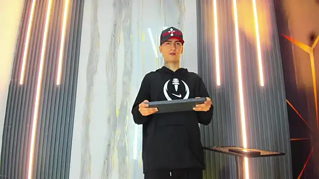 Snapshot of Angel_xxx chatting on March 2026 04:24:04 AM Angel xxx online show from March 2026 04:24:04 AM