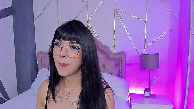 RoseCassie online show from February 2025 04:46:01 PM