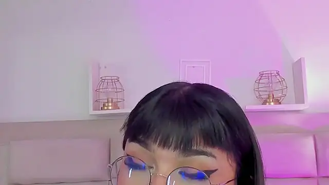 RoseCassie online show from February 2025 07:30:02 PM