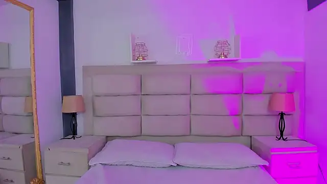 RoseCassie online show from February 2025 12:45:02 PM