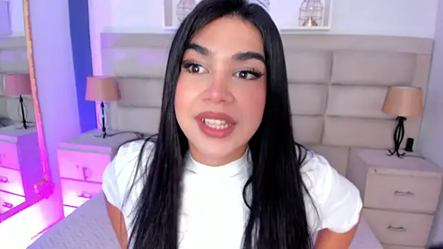 RoseCassie online show from September 2025 12:41:02 PM