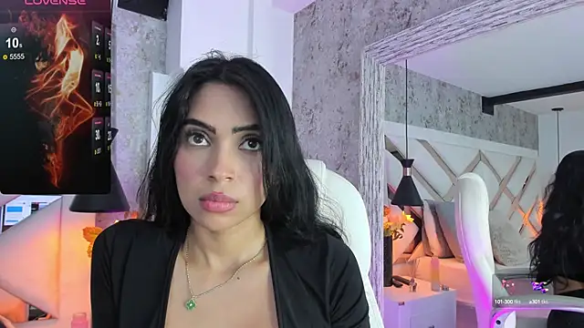 Snapshot of yessica_monteiro chatting on January 2025 12:47:02 PM yessica monteiro online show from January 2025 12:47:02 PM