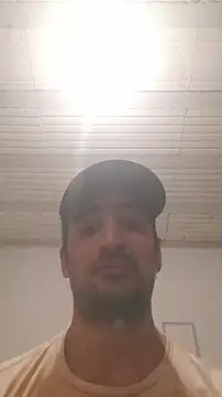 Snapshot of italianbighorse22 chatting on October 2025 12:26:01 AM italianbighorse22 online show from October 2025 12:26:01 AM