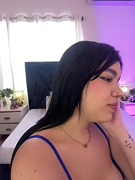 Snapshot of Lily_Woodz chatting on June 2026 07:09:02 PM Lily Woodz online show from June 2026 07:09:02 PM