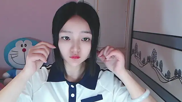 xiao-xiao-D online show from February 2025 11:00:02 AM