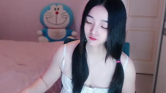 xiao-xiao-D online show from September 2025 02:50:02 AM