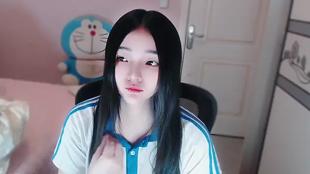 xiao-xiao-D online show from November 2025 04:55:01 PM