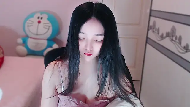 xiao-xiao-D online show from February 2026 06:40:02 AM