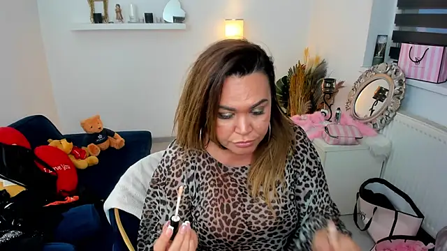 Aileen Stone online show from February 2025 03:38:01 PM