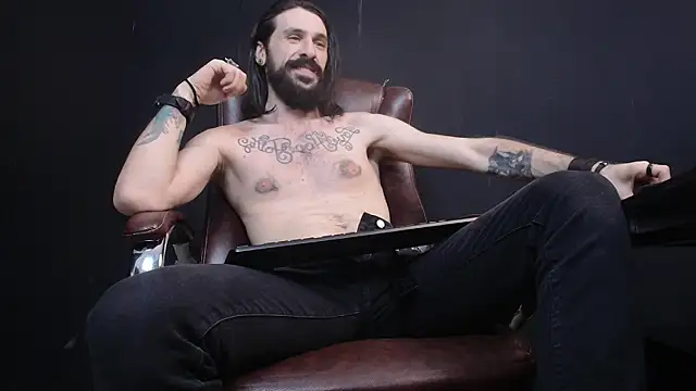 AxelColton online show from February 2025 01:16:01 PM