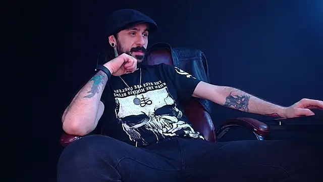 AxelColton online show from November 2025 06:04:02 AM